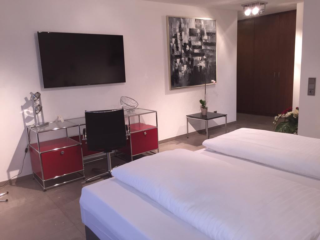 Hotel Zeitzeichen Pulheim Room photo