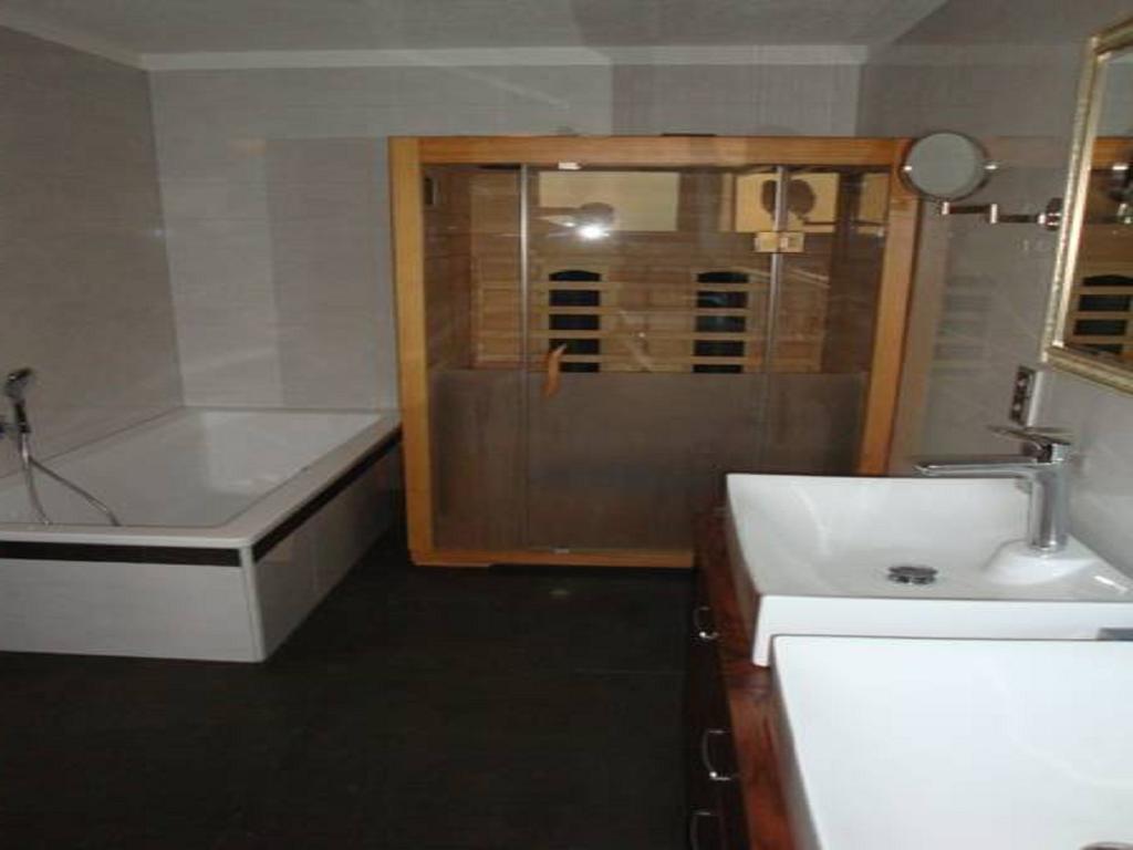 Hotel Zeitzeichen Pulheim Room photo